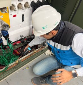 Importancia del mantenimiento preventivo en sistemas eléctricos educativos